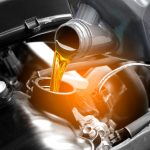 Refueling and pouring oil quality into the engine motor car Transmission and Maintenance Gear